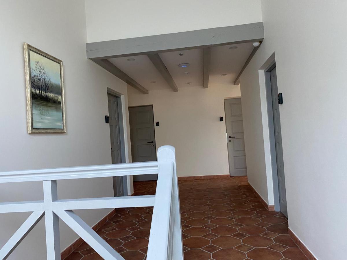 Dvi Nidos Hotel Kültér fotó