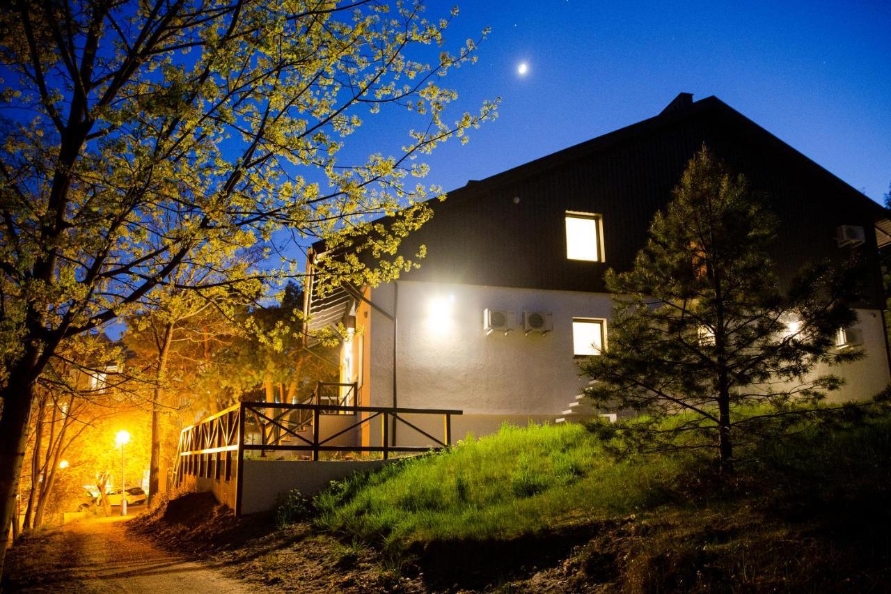 Dvi Nidos Hotel Kültér fotó
